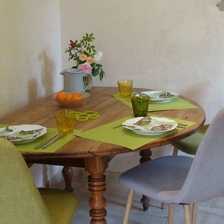 Gîte des quatre chemins La Vineuse Extérieur photo