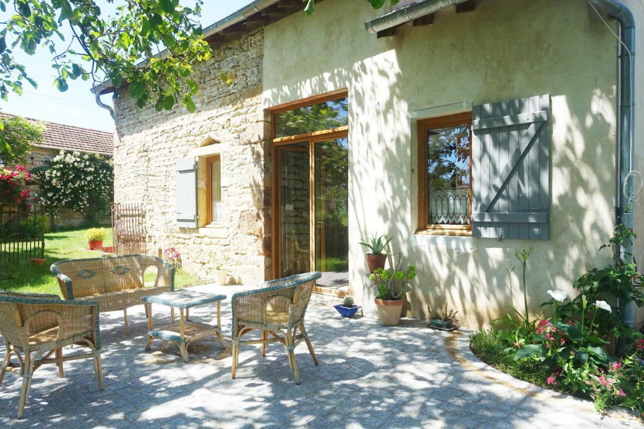 Gîte des quatre chemins La Vineuse Extérieur photo